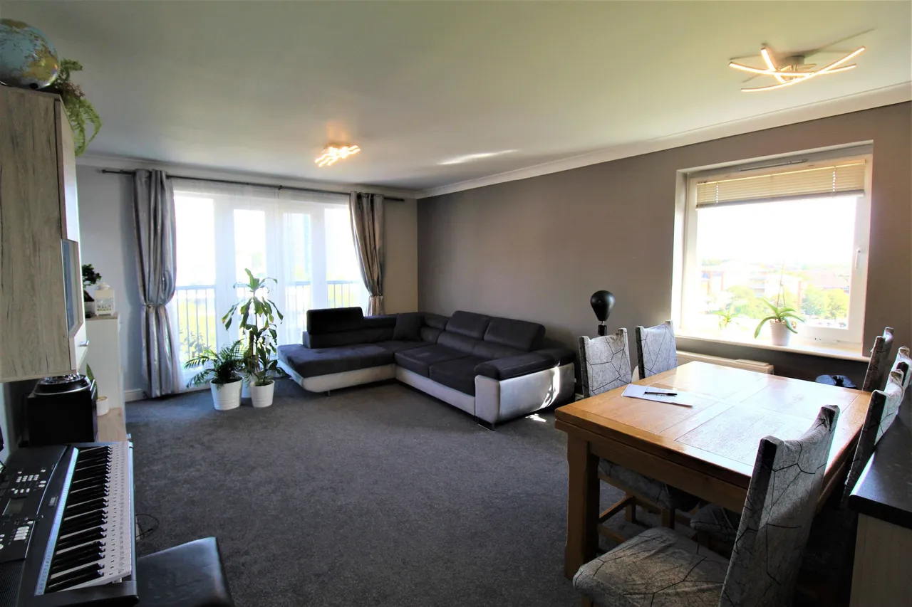 Anchor Court, Grays, Essex, RM17 6QP, photo 2