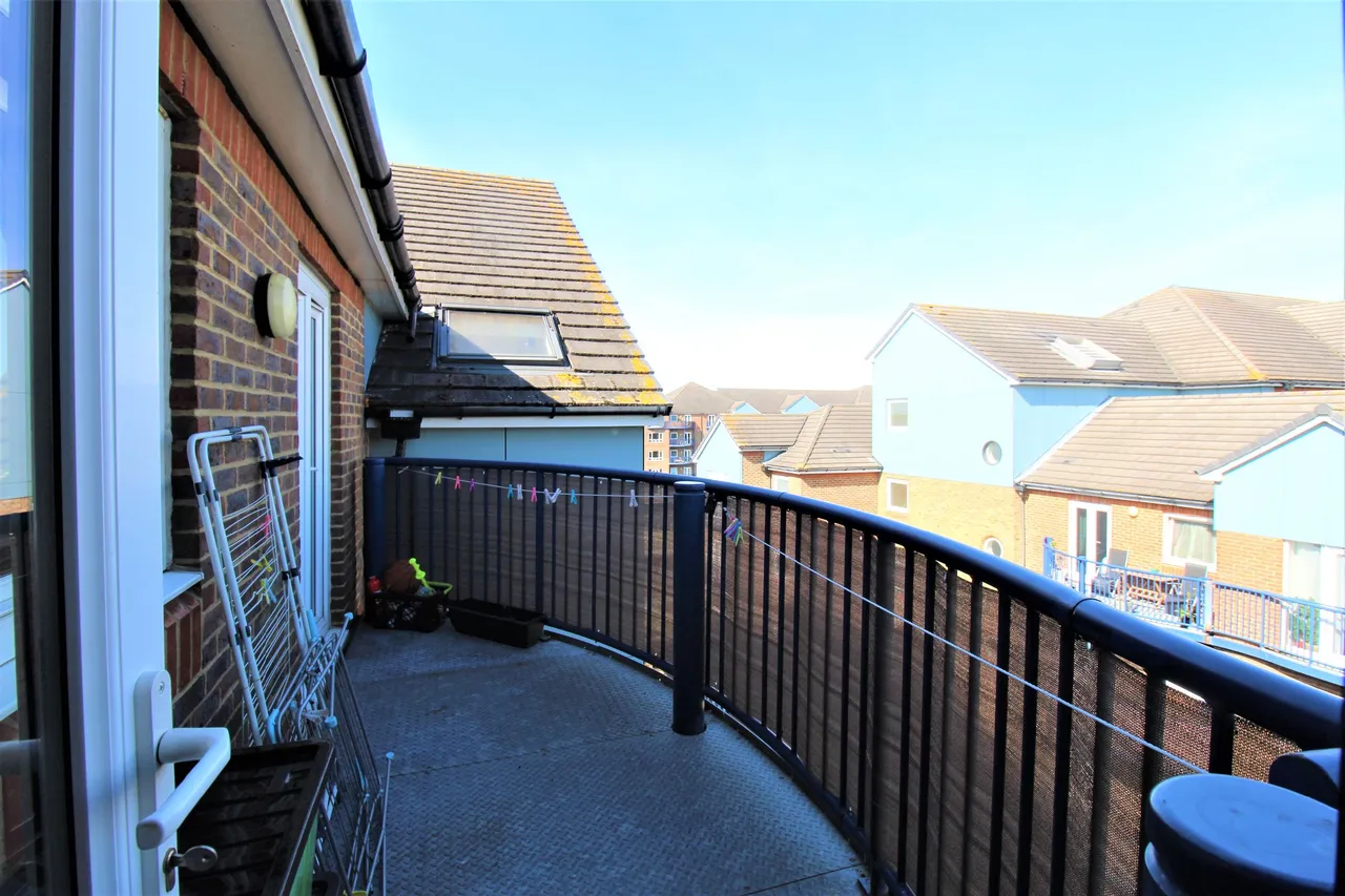 Anchor Court, Grays, Essex, RM17 6QP, photo 5