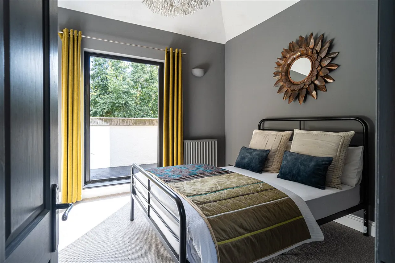 Palace Road, London, SW2, photo 7