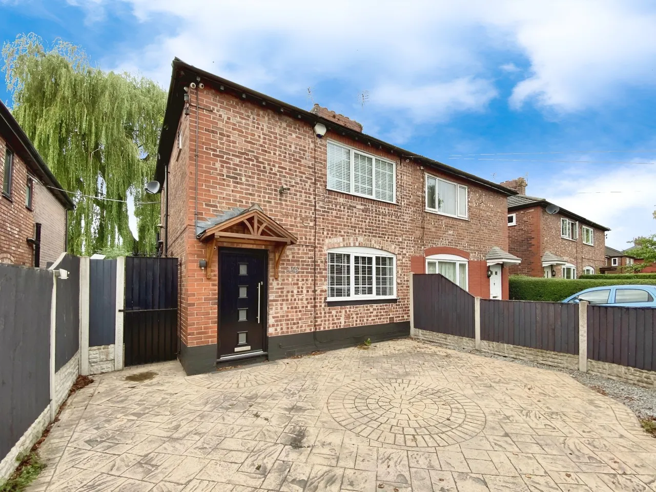2 bed house to rent, Parrs Wood Road, Didsbury, M20