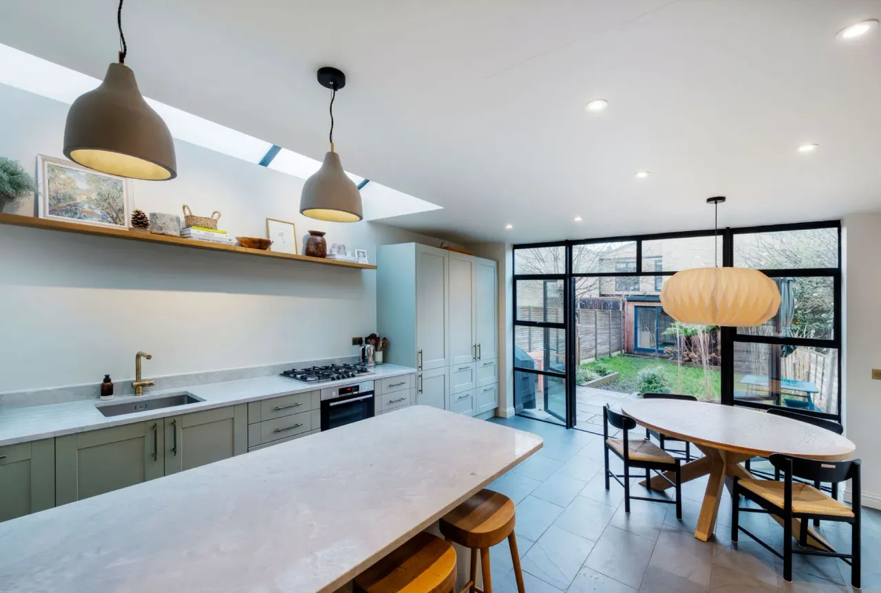 Newport Road, Leyton, E10, photo 2