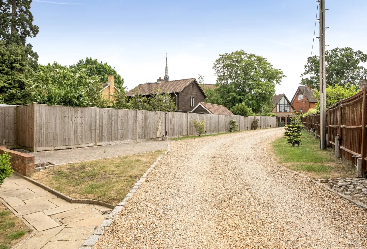 St. Marys Copse, Surrey, St. Marys Road, KT4 7LA, photo 25
