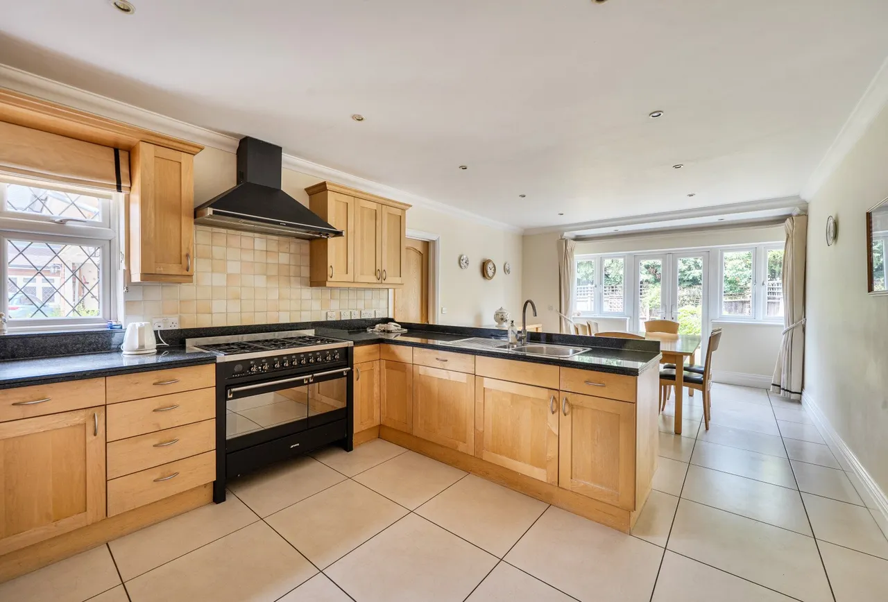 St. Marys Copse, Surrey, St. Marys Road, KT4 7LA, photo 9