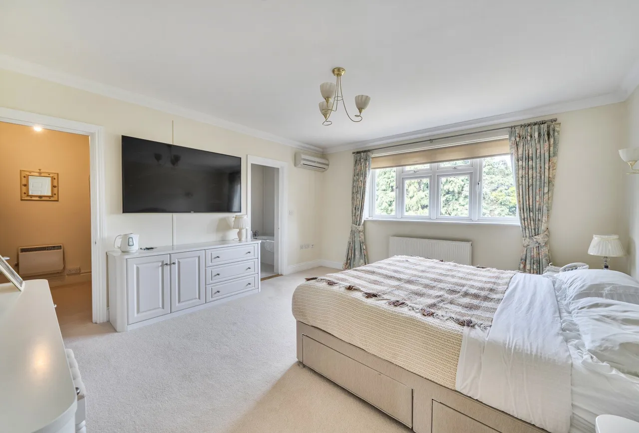 St. Marys Copse, Surrey, St. Marys Road, KT4 7LA, photo 15