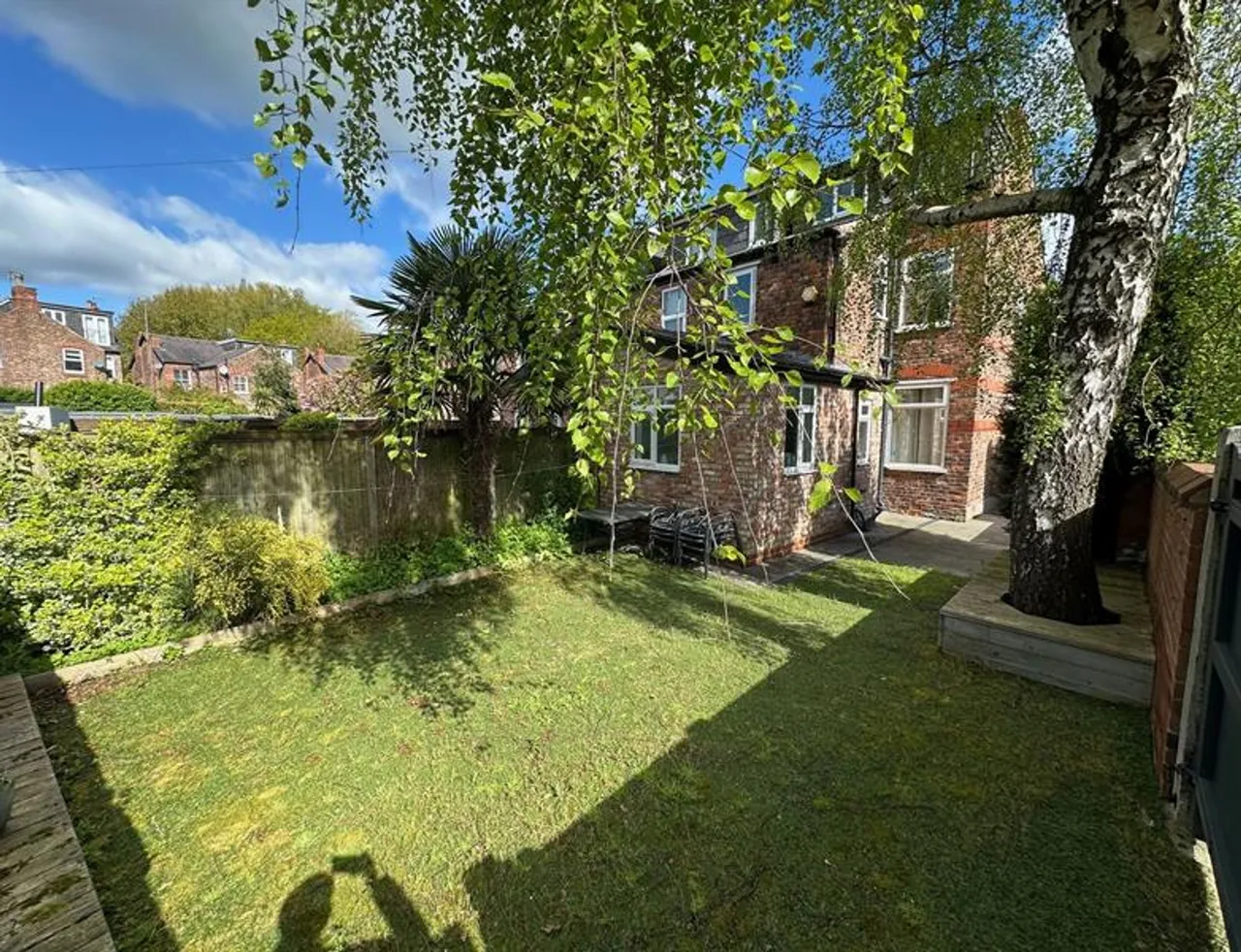 Moss Lane, Altrincham, photo 15