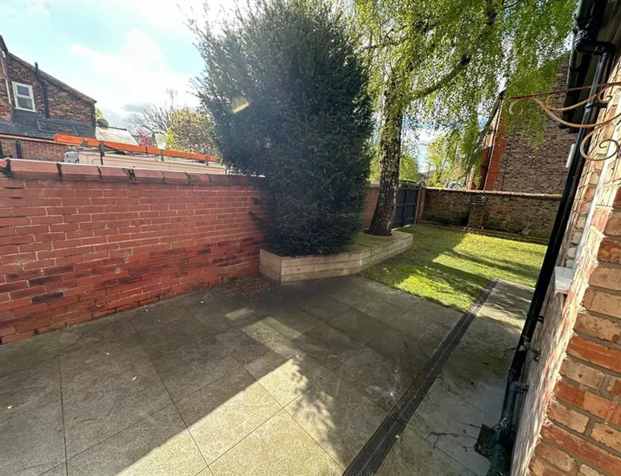 Moss Lane, Altrincham, photo 16