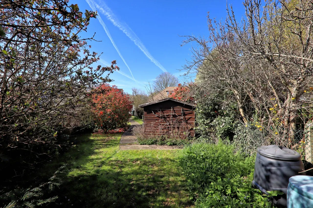 Snakes Lane, Southend On Sea, SS2 6UD, photo 5