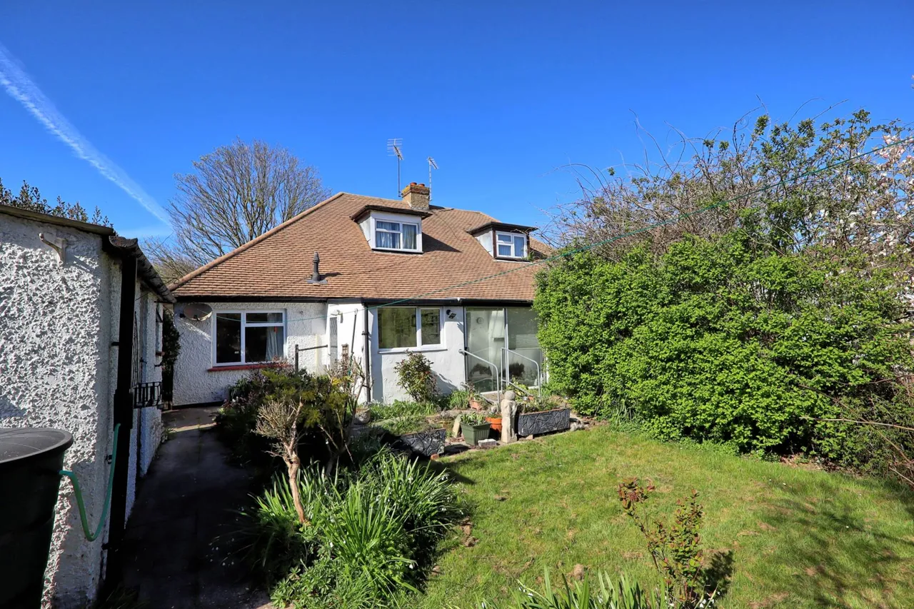 Snakes Lane, Southend On Sea, SS2 6UD, photo 3
