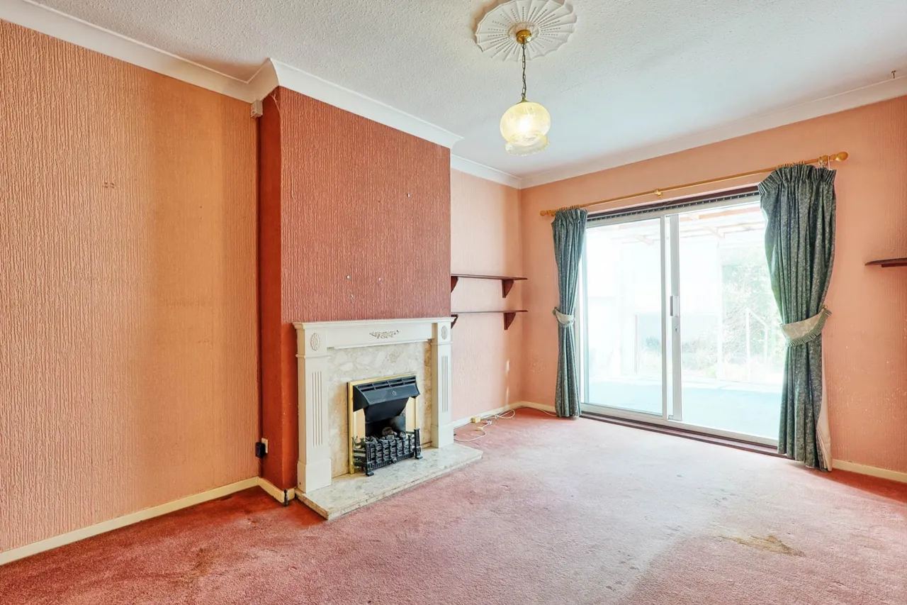 Snakes Lane, Southend On Sea, SS2 6UD, photo 6