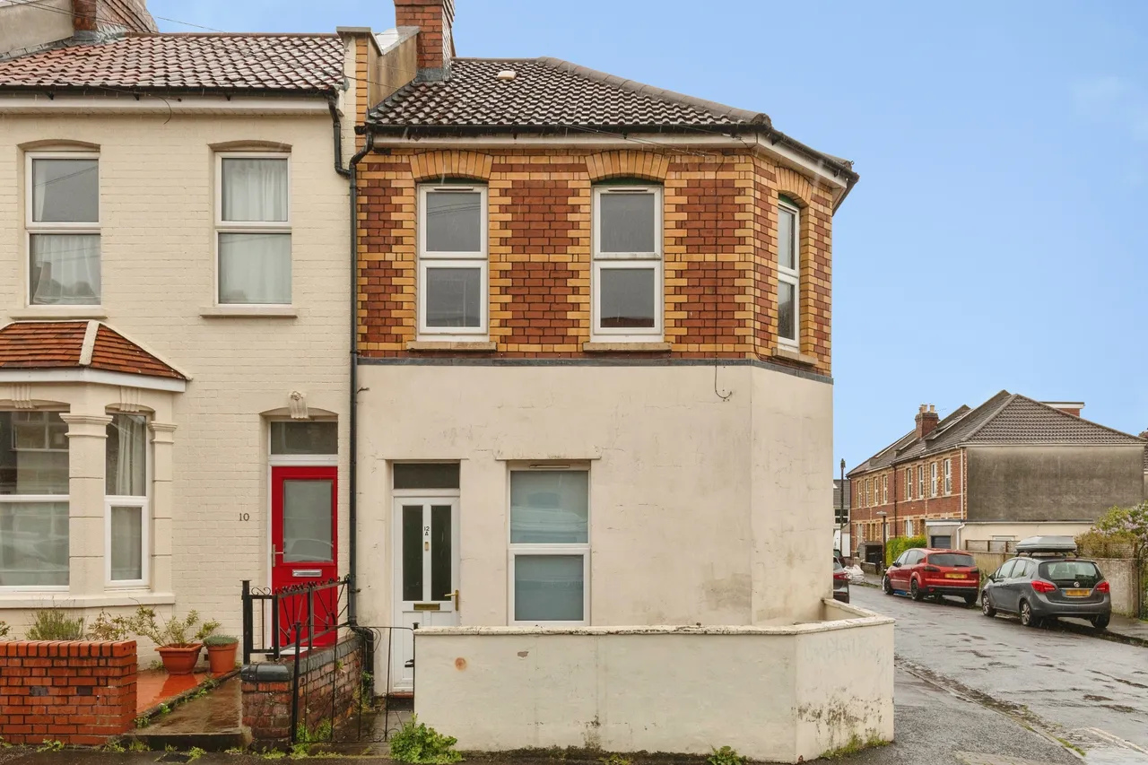 Springfield Avenue, Bristol, BS7, photo 2