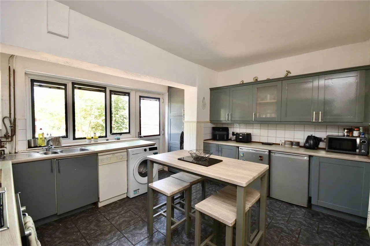 Heron Street, Hollins, OL8, photo 4