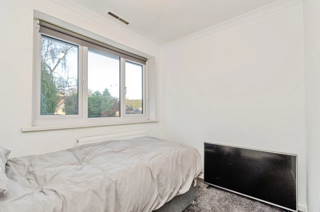 Thompson Close, Willenhall, WV13, photo 10