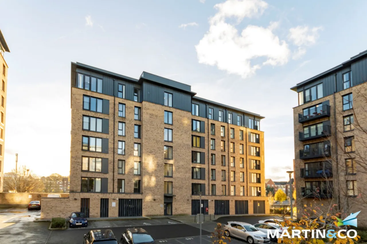2 bed flat for sale — Washington Apartments, Lexington Gardens, Birmingham, B15