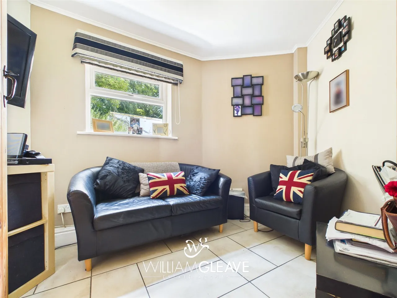 Pen Y Pylle, Brynford, Holywell, Flintshire, CH8 8HB, photo 15