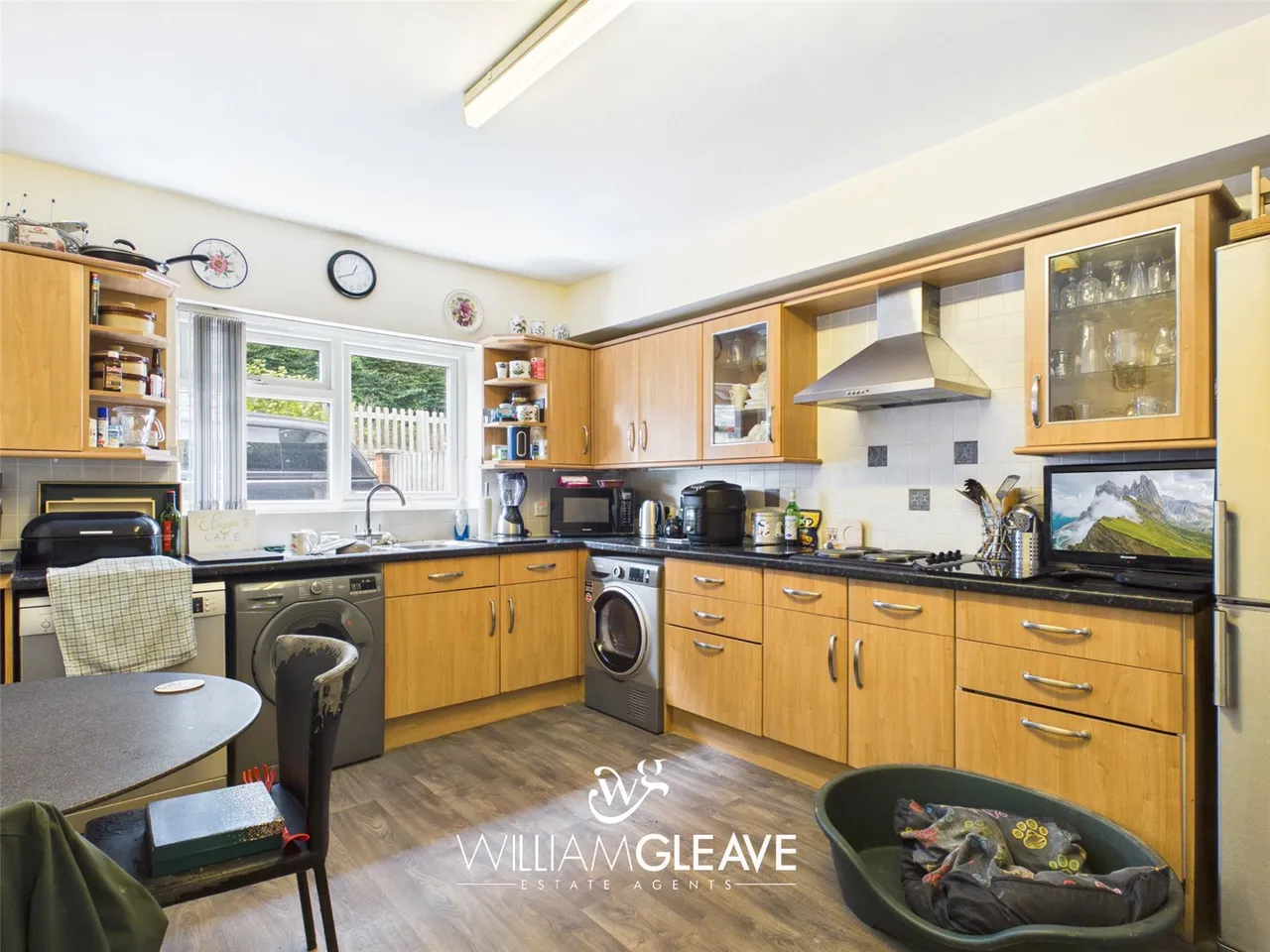Pen Y Pylle, Brynford, Holywell, Flintshire, CH8 8HB, photo 9