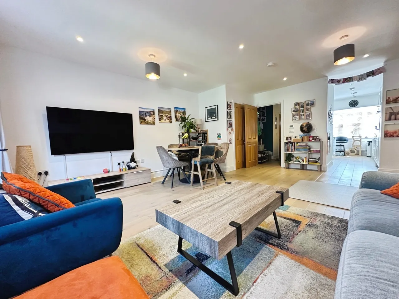 Red Cedar Avenue, Fleet, Hampshire, GU51 3HB, photo 3
