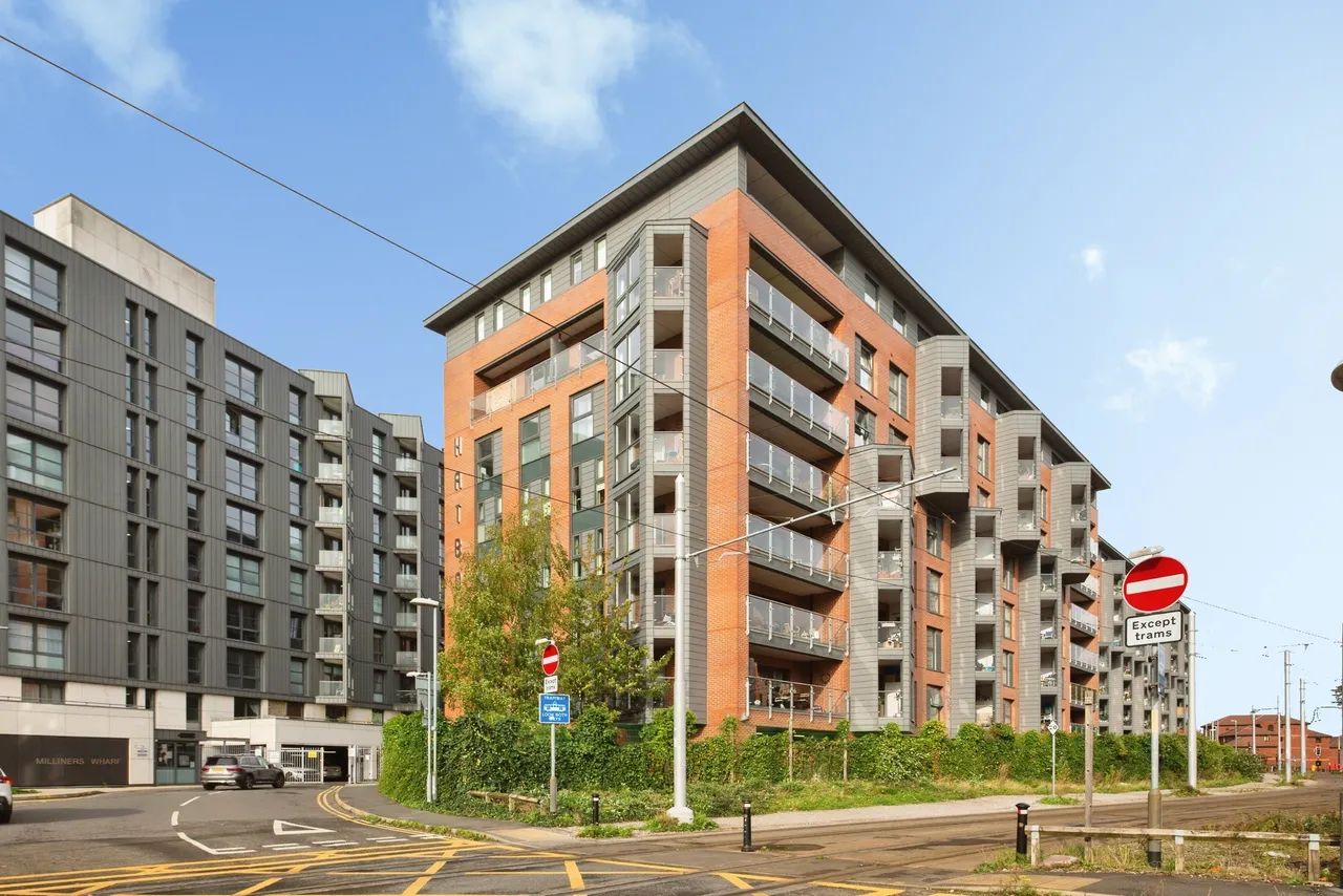 2 bed flat for sale, Munday Street, Manchester, M4