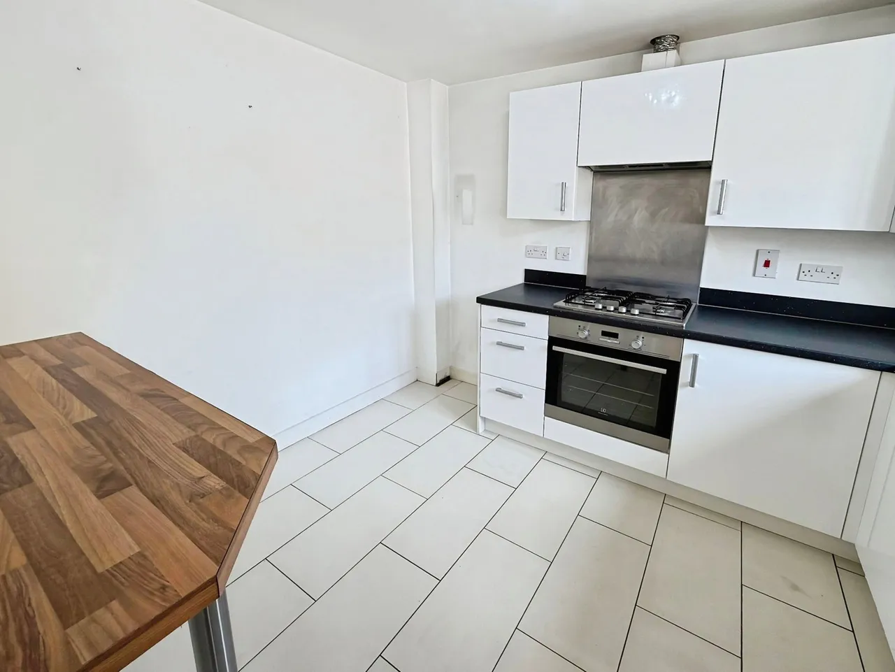 Elm Tree Road, Penllergaer, SA4, photo 6