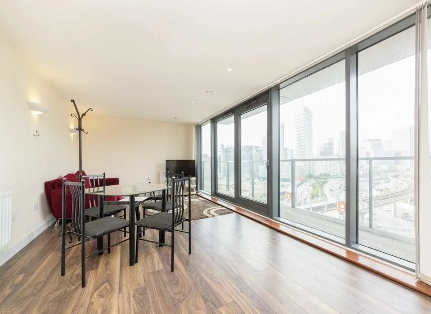 Blackwall Way, Canary Wharf, E14, photo 3