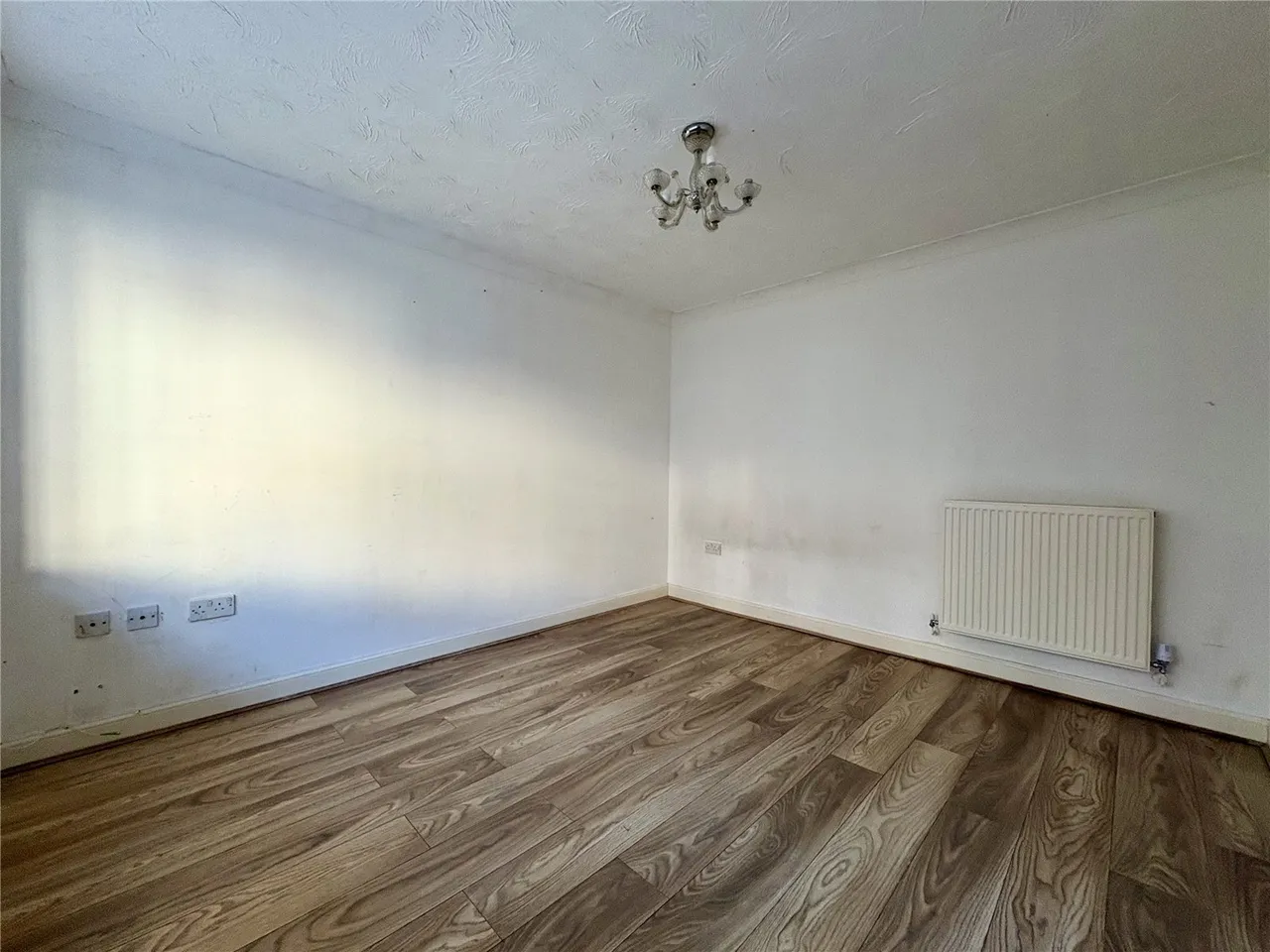 Plymouth Road, Chafford Hundred, Grays, Essex, RM16, photo 2