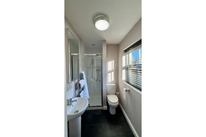 Millfield Court, Matlock, DE4, photo 9