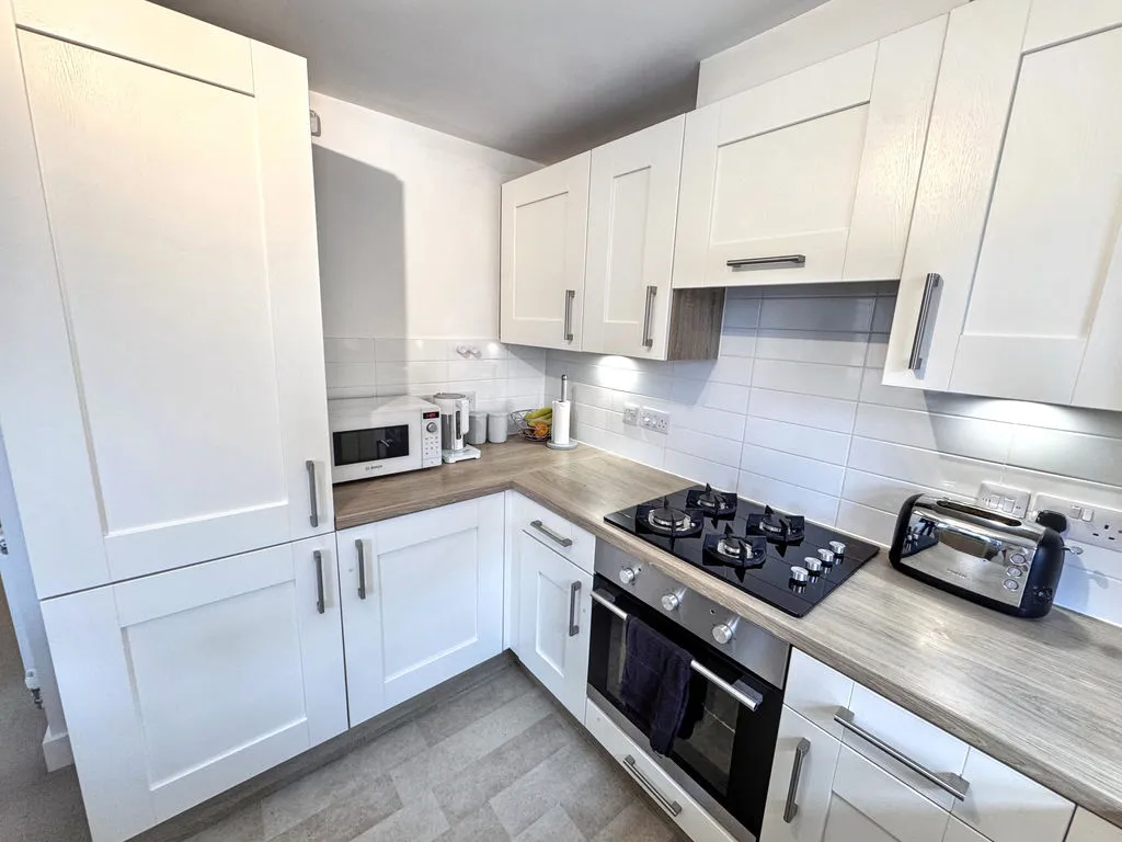 Lowther Road, Bournemouth BH8 8NG, photo 2