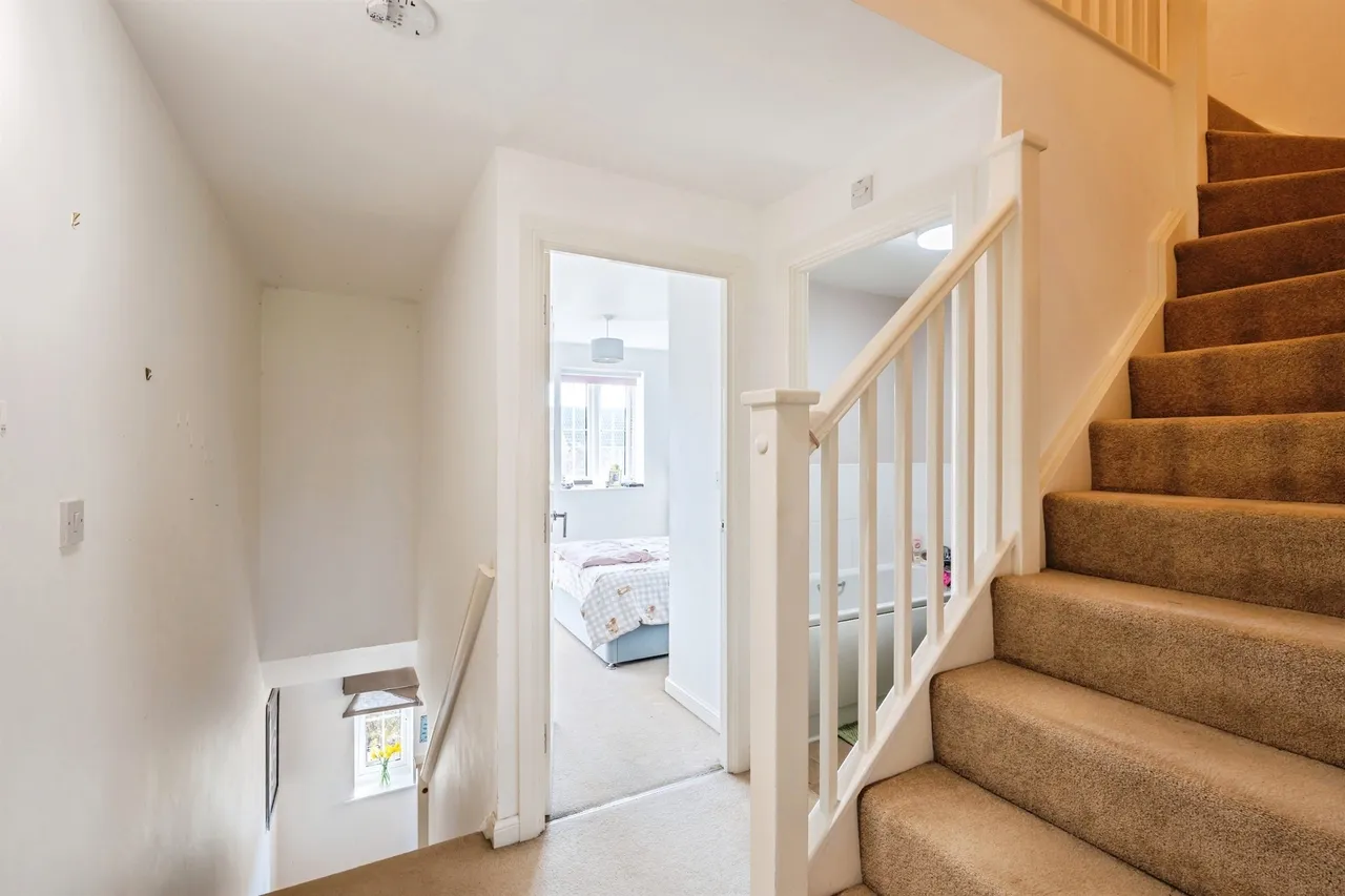 Westview Close, Peacehaven, photo 10
