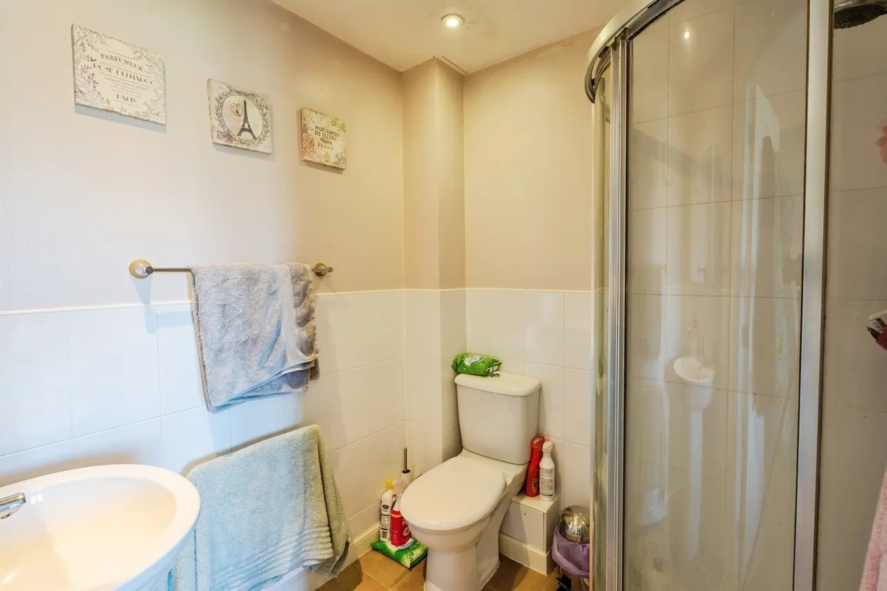 Westview Close, Peacehaven, photo 12
