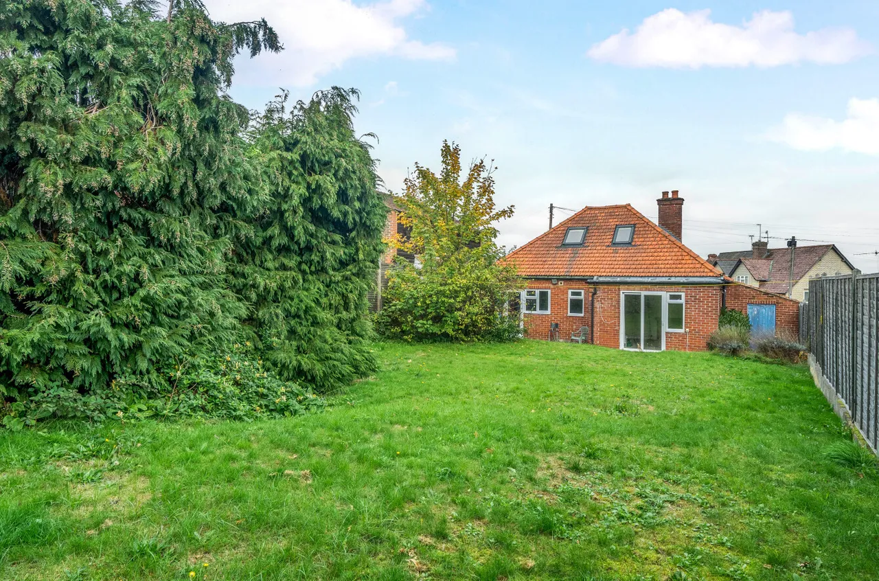 Tudor Road, Godalming, GU7, photo 23
