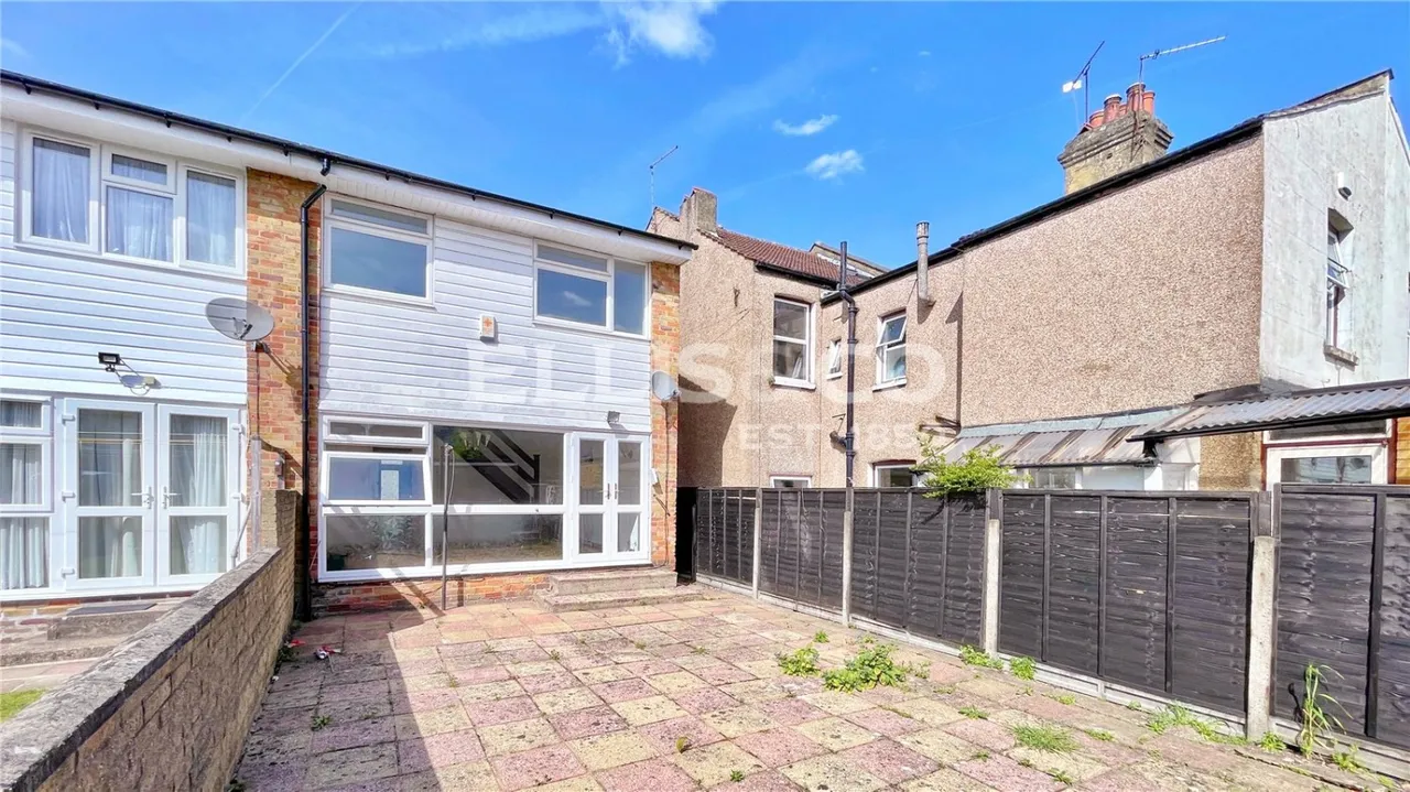 Chaplin Road, Wembley, HA0, photo 9