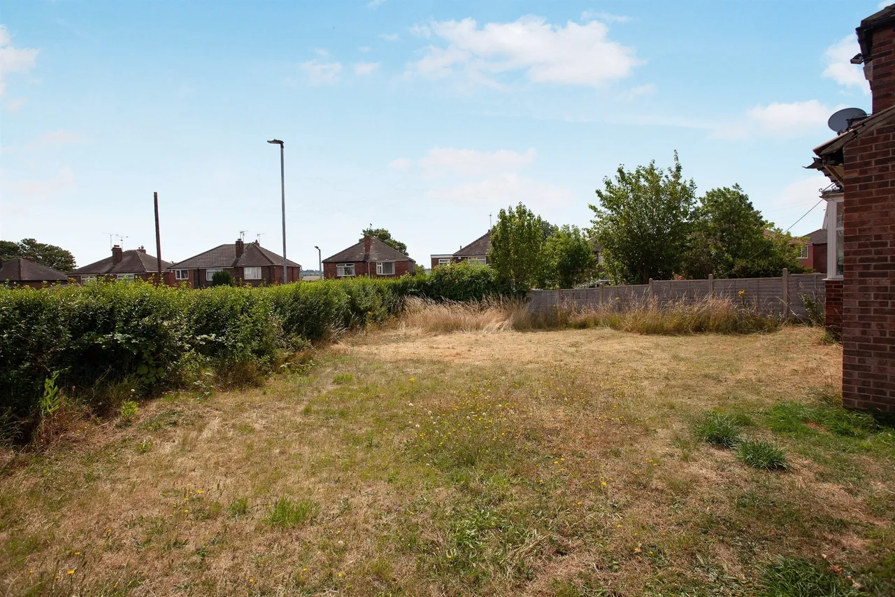 Leasegate Road, Whiston, S60, photo 4