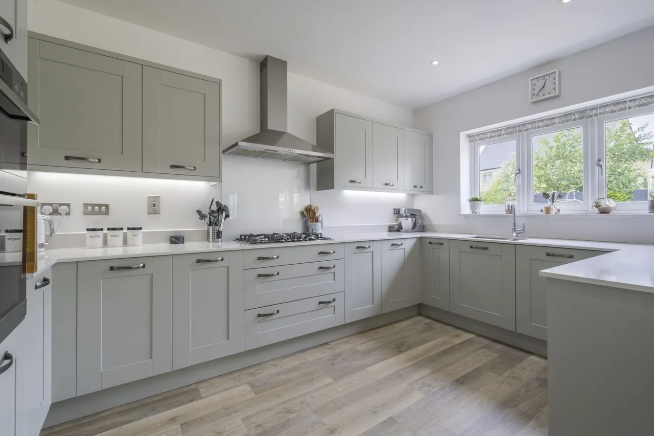 Thames Close, South Cerney, GL7, photo 4