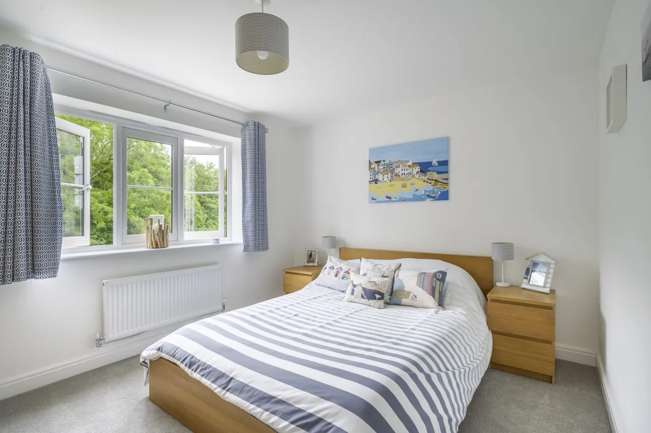 Thames Close, South Cerney, GL7, photo 15