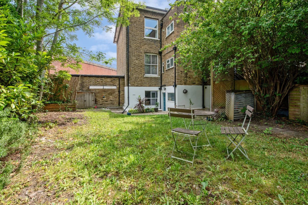 Cambridge Road South, London, W4, photo 18