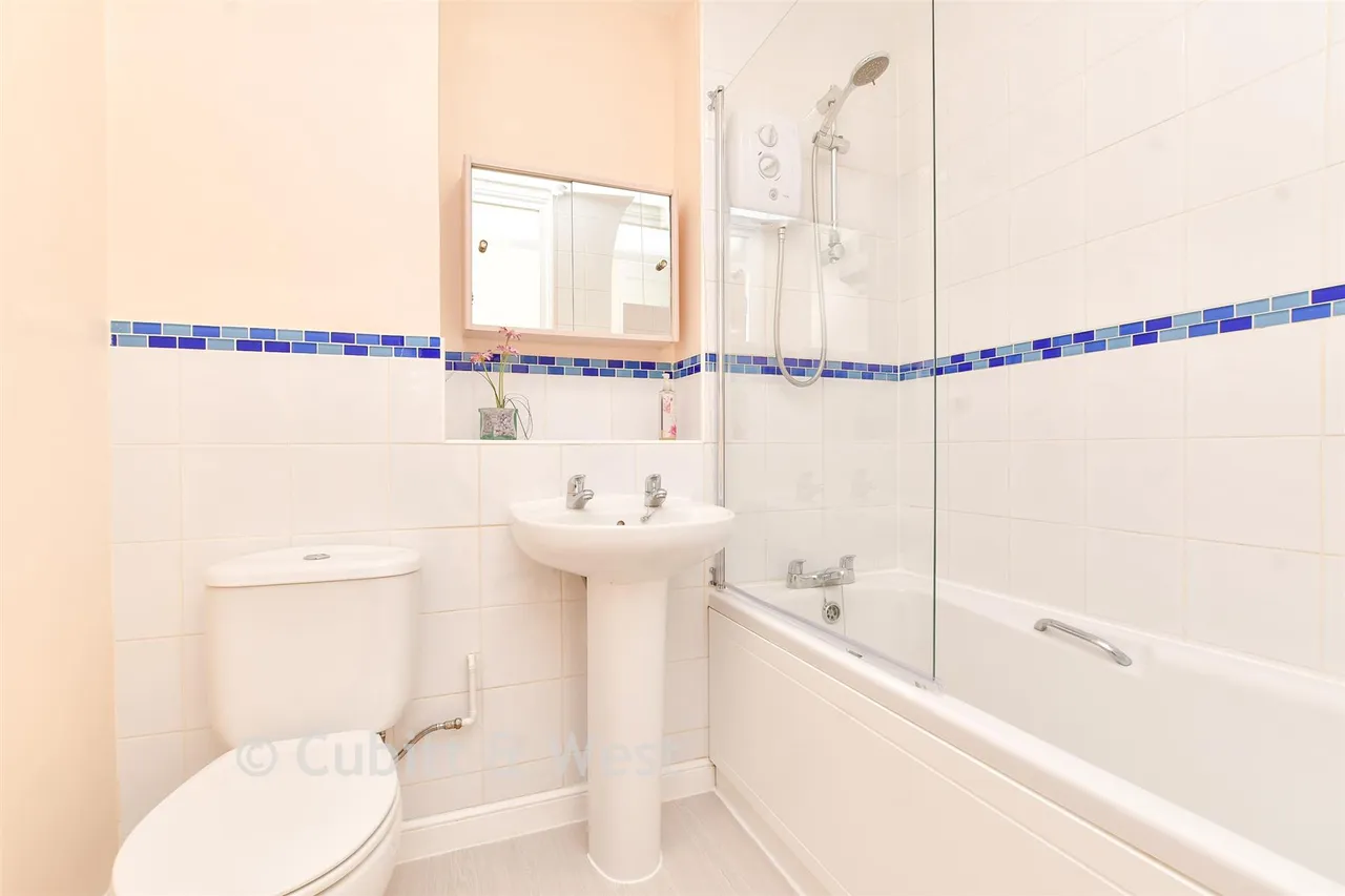 Belmont Road, Leatherhead, KT22, photo 7