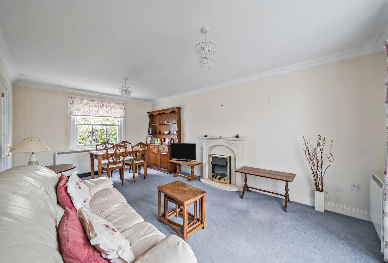 Commercial Street, Cheltenham, GL50 2AJ, photo 5