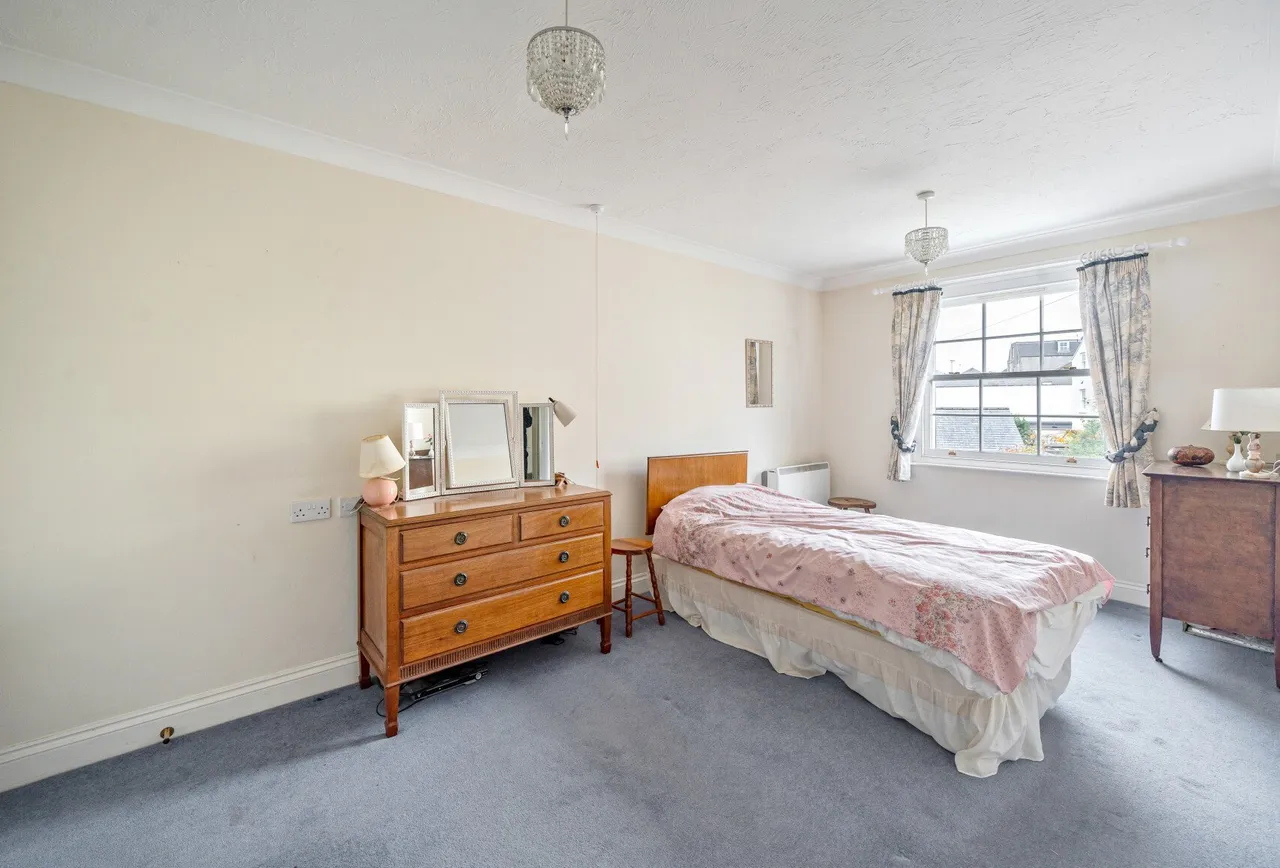 Commercial Street, Cheltenham, GL50 2AJ, photo 7