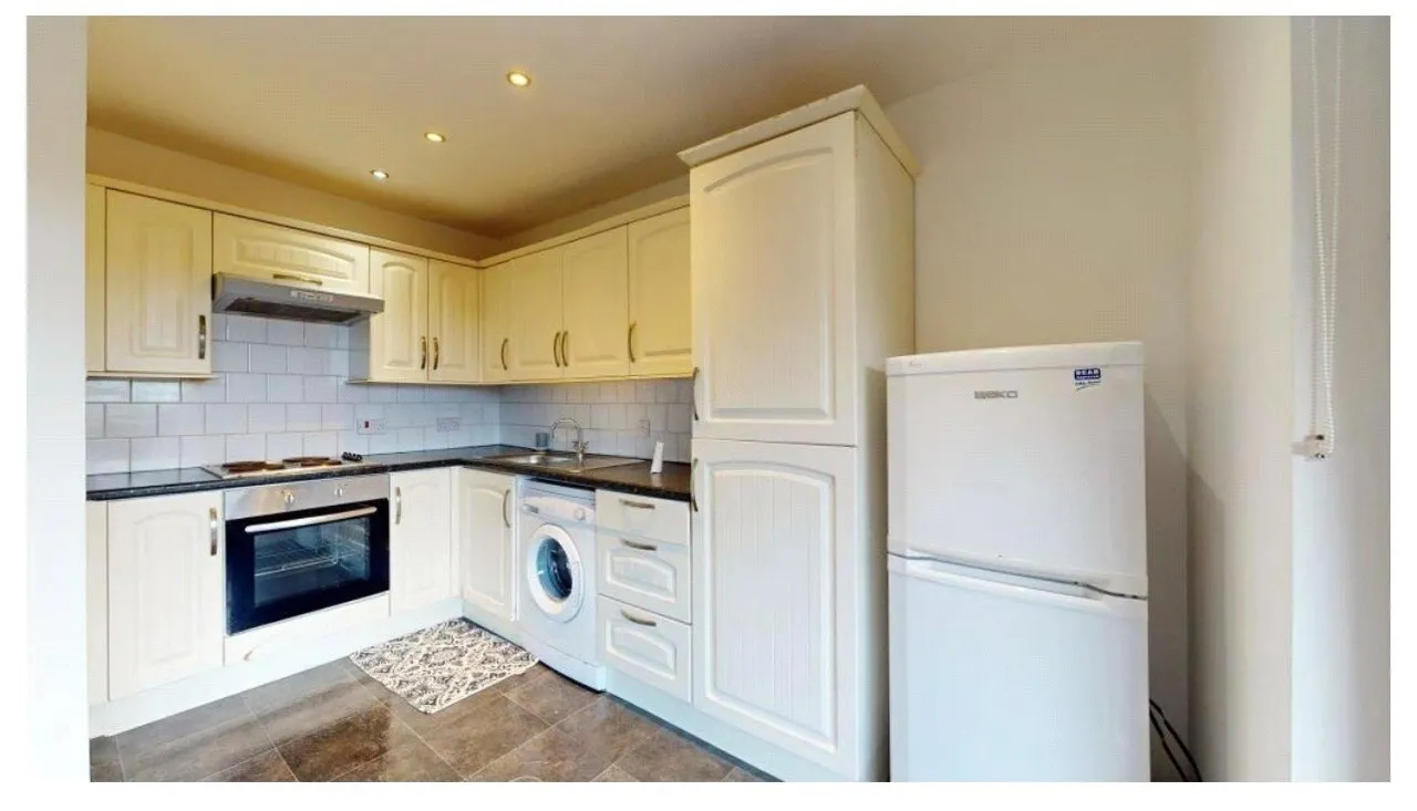 Boycott Avenue, Oldbrook, Milton Keynes, MK6, photo 4