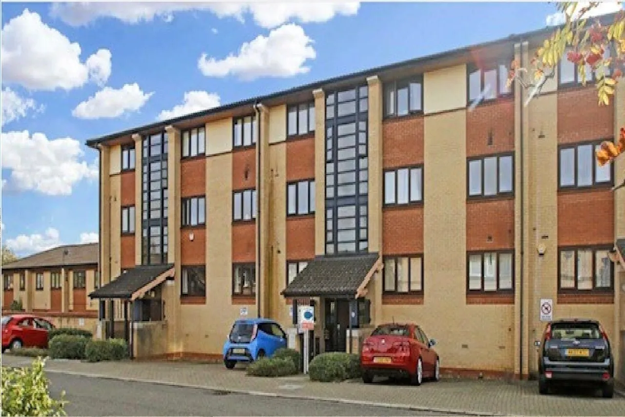 1 bed flat for sale — Boycott Avenue, Oldbrook, Milton Keynes, MK6