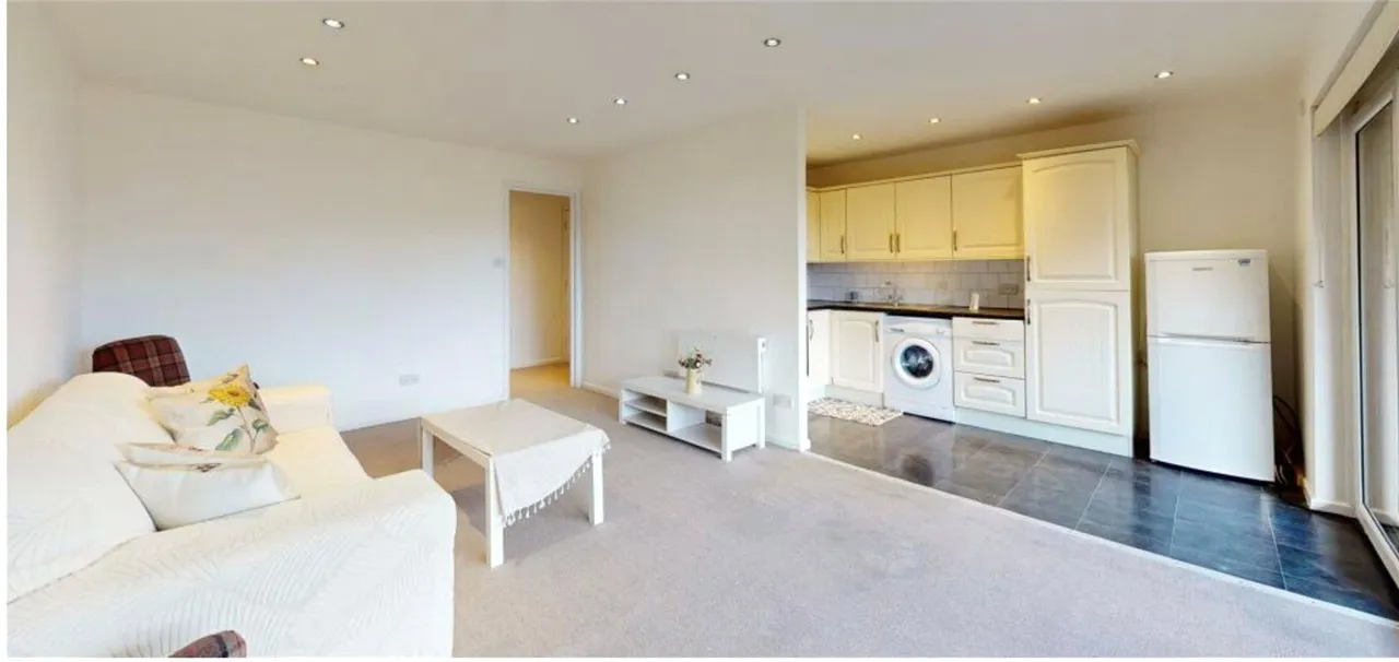 Boycott Avenue, Oldbrook, Milton Keynes, MK6, photo 5