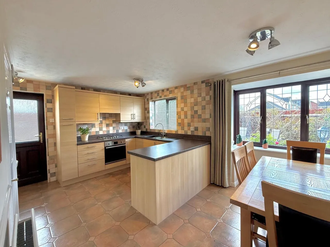 Firecrest View, Swindon, Wiltshire, SN3 5LS, photo 3