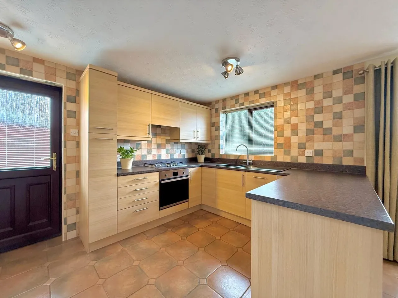 Firecrest View, Swindon, Wiltshire, SN3 5LS, photo 8