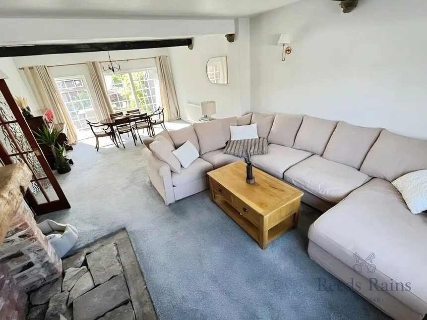 Wilmslow Road, Handforth, Cheshire, SK9, photo 6