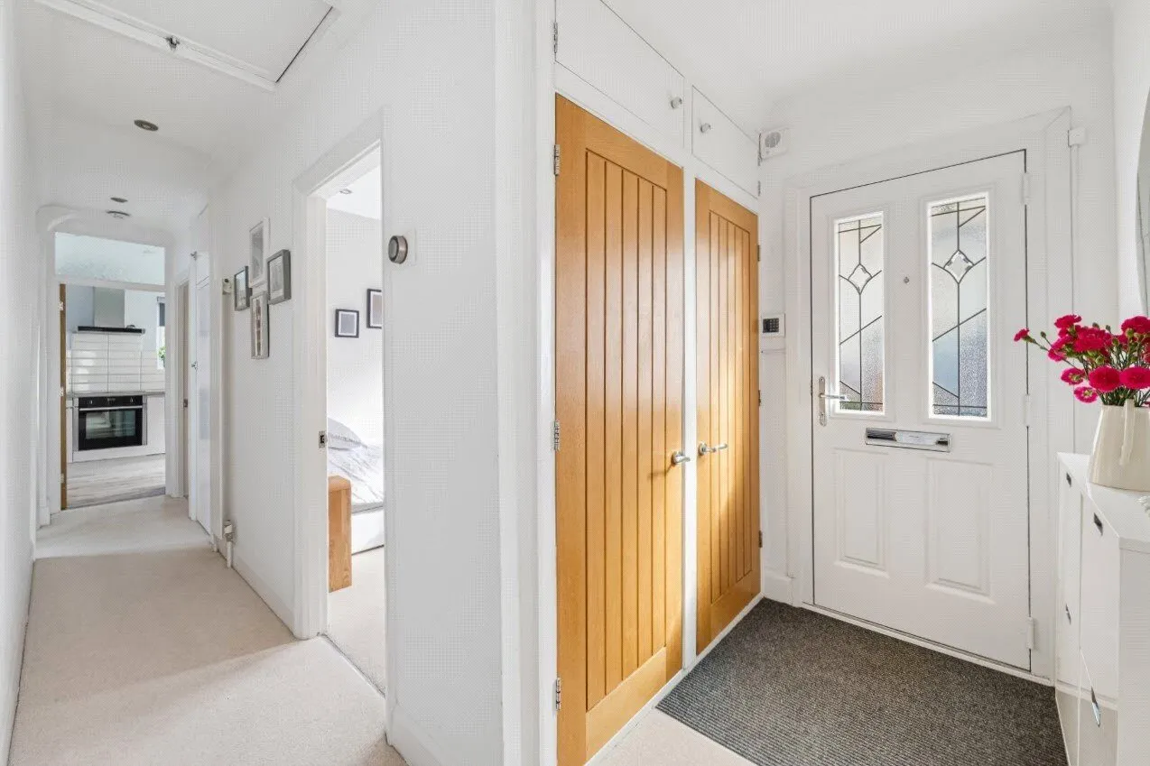 Oakley Gardens, Banstead, SM7, photo 10