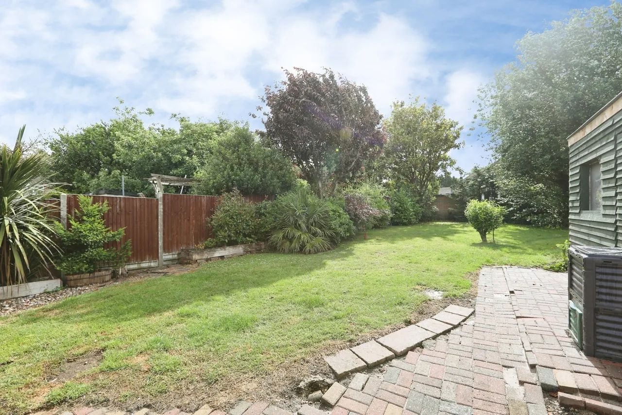 Playstool Road, Newington, Sittingbourne, Kent, ME9, photo 17
