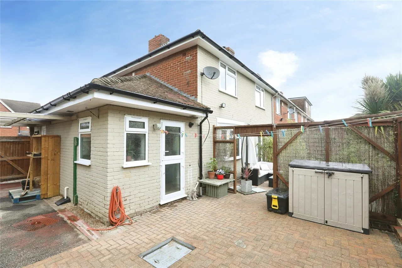 Playstool Road, Newington, Sittingbourne, Kent, ME9, photo 12