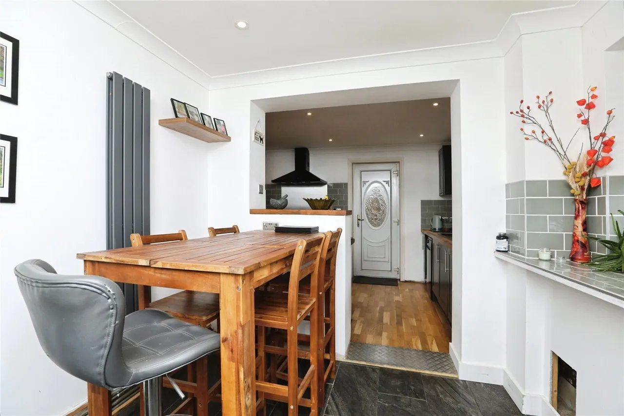Playstool Road, Newington, Sittingbourne, Kent, ME9, photo 4