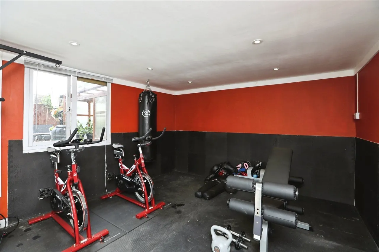 Playstool Road, Newington, Sittingbourne, Kent, ME9, photo 16