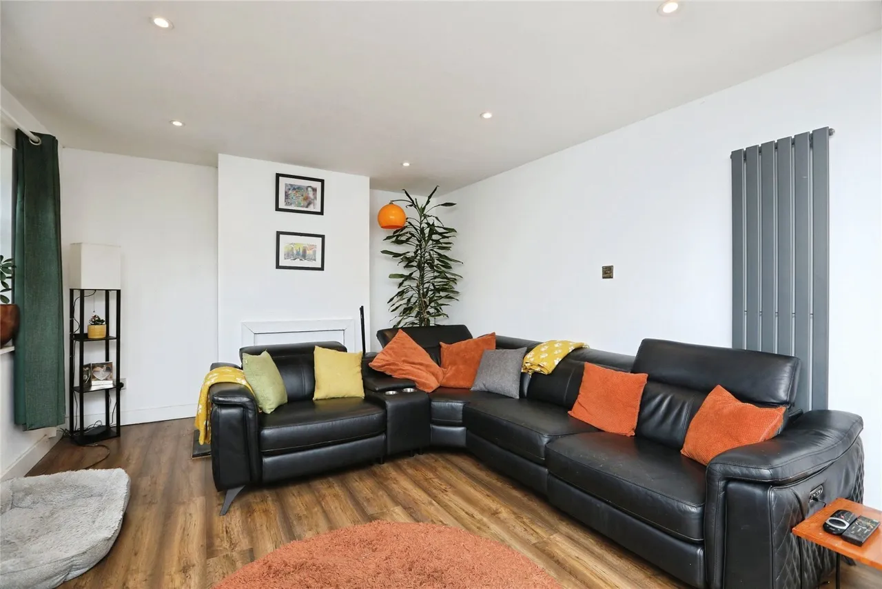 Playstool Road, Newington, Sittingbourne, Kent, ME9, photo 5
