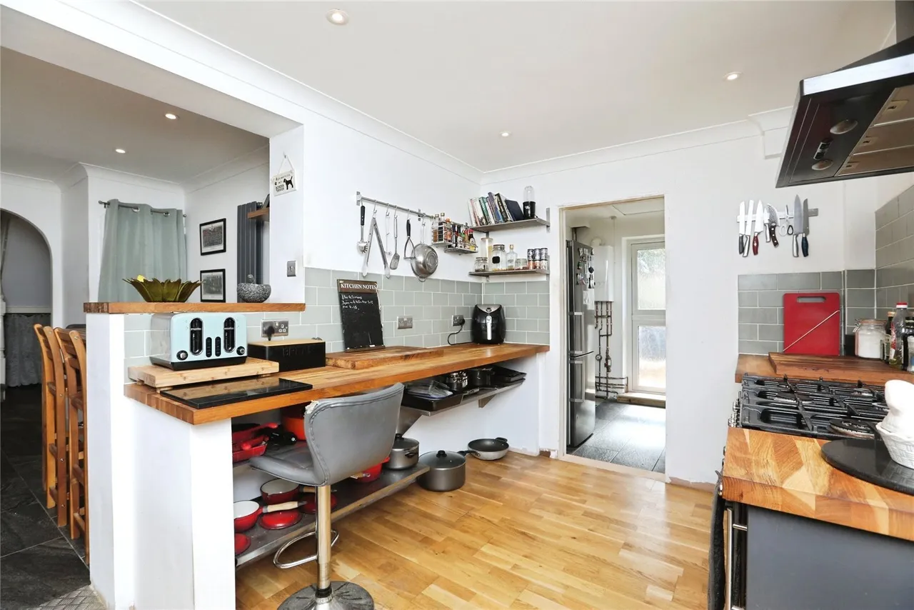 Playstool Road, Newington, Sittingbourne, Kent, ME9, photo 6